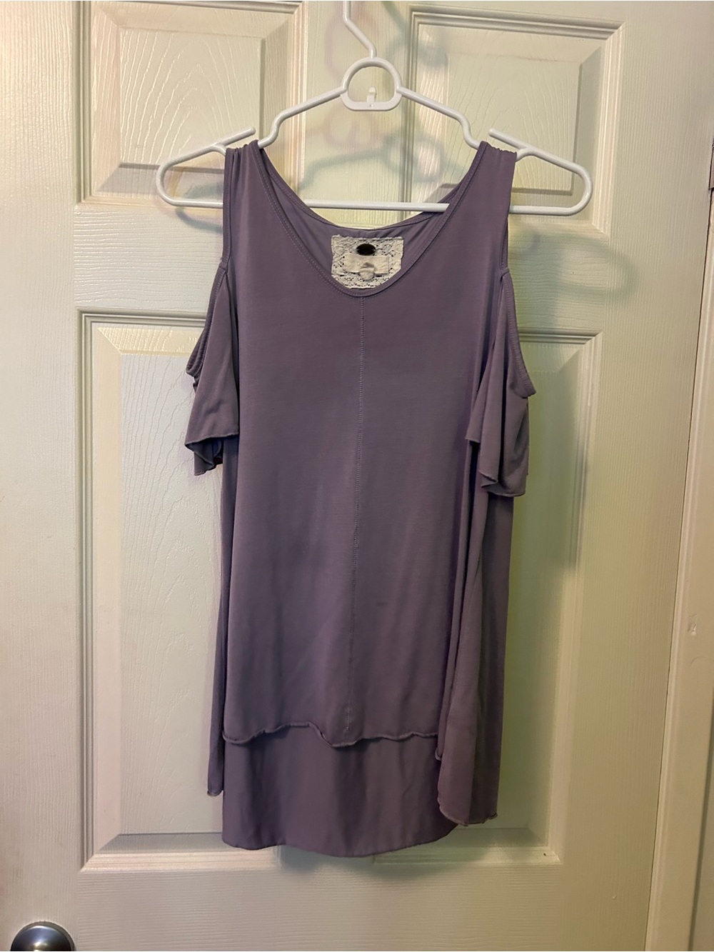 Cold-Shoulder Lavender Women's Top Blouse Sz Small Cupio